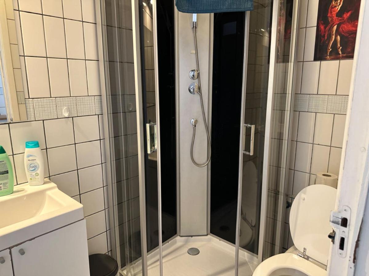 Miroir27 Gæstehus
