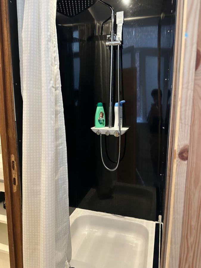 Miroir27 Gæstehus