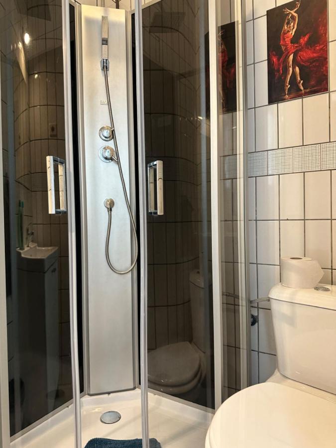 Miroir27 Gæstehus